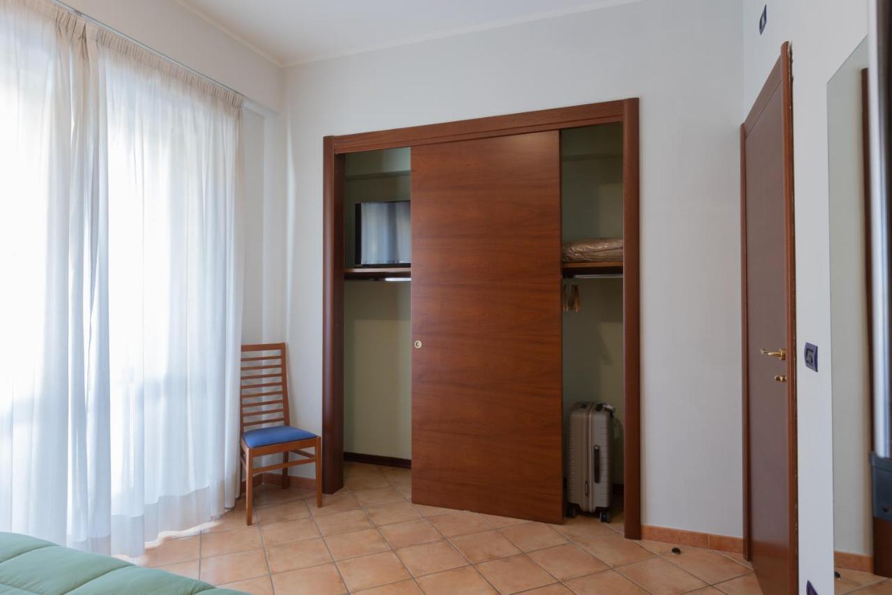 Hotel Azzurro L'Aquila Exterior photo